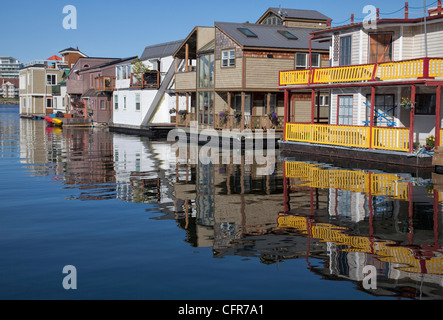 Bunte Bootshäuser, Fishermans Wharf, Victoria, Vancouver Island, British Columbia, Kanada, Nordamerika Stockfoto