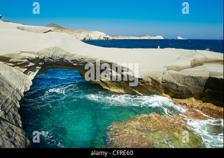 Sarakiniko Mondlandschaft, Sarakiniko Strand, Milos, Kykladen, griechische Inseln, Ägäis, Griechenland, Europa Stockfoto