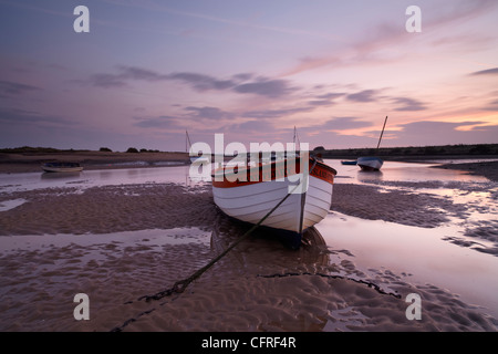 Ebbe am Burnham Overy Staithe, Norfolk, England, Vereinigtes Königreich, Europa Stockfoto