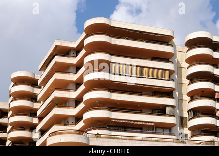 Fassade Eines Hotels, 1974, in Palma, Mallorca, Spanien, Europa. | Fassade eines Hotels, 1974, in Palma, Mallorca, Spanien, Europa. Stockfoto