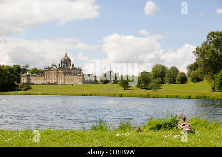 Castle Howard 1.000 Hektar atemberaubender Landschaft inmitten eine prächtigen 18. Jahrhundert Residenz in die Howardian Hügel Stockfoto