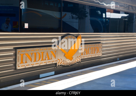 Indien-Pazifik Zug hielt in Adelaide Stockfoto