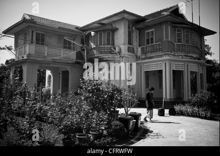 Aung San Suu Kyi Home mit 54 University Avenue Yangon, wo Sie mehr als 15 Jahre unter Hausarrest verbracht hat. Stockfoto