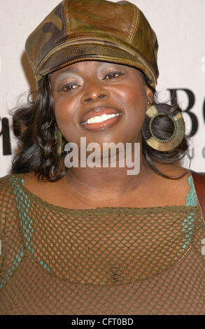 1. Dezember 2006; Beverly Hills, USA;  Sängerin ANGIE STONE am VH1 speichern The Music Foundation nutzen gehostet vom Esquire Magazin statt Esquire Haus 360, Beverly Hills.                               Obligatorische Credit: Foto von Paul Fenton/ZUMA Press. (©) Copyright 2006 von Paul Fenton Stockfoto