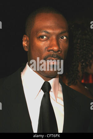 (C) Stargaze Medien Fotos Foto von Scott Weiner Eddie Murphy, die Sterne in seinen neuesten Film Dreamgirls besucht die Premiere am Wilshire Theatre in Beverly Hills, Kalifornien stattfand 11.12.06. Stockfoto