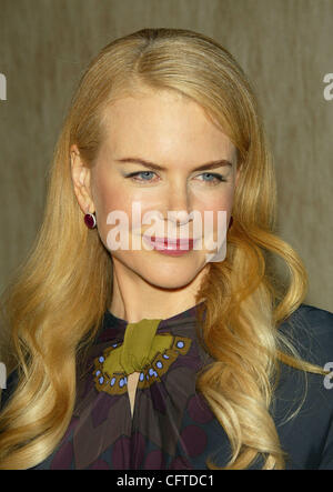 8. Januar 2007; West Hollywood, Kalifornien, USA; Schauspielerin NICOLE KIDMAN auf der "Gott wuchs müde von uns" Los Angeles Premiere statt an der Pacific Design Center. Obligatorische Credit: Foto von Lisa O'Connor/ZUMA Press. (©) Copyright 2007 von Lisa O'Connor Stockfoto