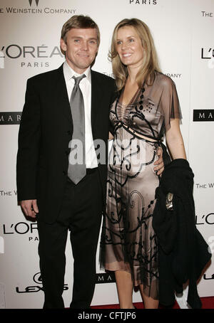 15. Januar 2007 gehalten - Beverly Hills, CA, USA - RICK SCHRODER und Frau auf The Weinstein Company 2007 Golden Globes After Party im Trader Vic's Stockfoto