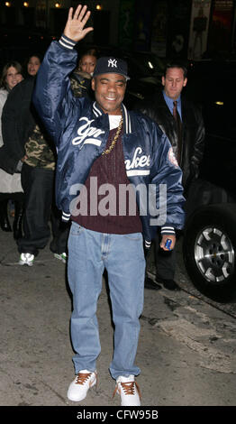 12. Februar 2007; New York, NY, USA; Schauspieler TRACY MORGAN posiert für Fotos bei seinem erscheinen am "The Late Show With David Letterman" in der Ed Sullivan Theater statt. Obligatorische Credit: Foto von Nancy Kaszerman/ZUMA Press. (©) Copyright 2006 von Nancy Kaszerman Stockfoto
