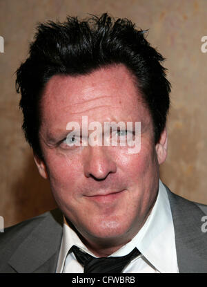 18. Februar 2007; Los Angeles, Kalifornien, USA; Schauspieler MICHAEL MADSEN auf der 57th Annual Ace Eddie Awards ankommen, statt zu ehren Filmemacher Quentin Tarantino im Beverly Hilton Hotel in Beverly Hills. Obligatorische Credit: Foto von Camilla Zenz/ZUMA Press. (©) Copyright 2007 von Camilla Zenz Stockfoto