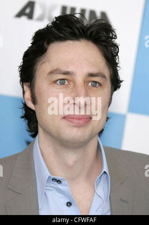 24. Februar 2007 - Santa Monica, CA, USA - Schauspieler ZACH BRAFF während Ankünfte auf der 2007 Film Independent Spirit Awards am Santa Monica Pier statt (Credit-Bild: © Lisa O'Connor/ZUMA drücken) Stockfoto