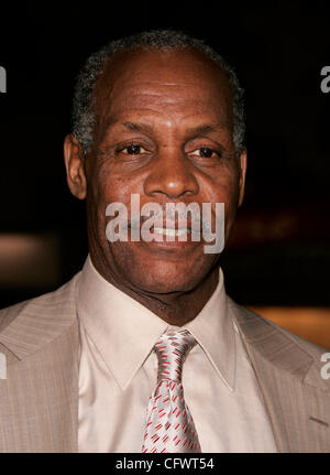 8. März 2007; Westwood, Kalifornien, USA; Schauspieler DANNY GLOVER auf der "Shooter" Los Angeles Premiere statt im Mann Village Theatre. Obligatorische Credit: Foto von Lisa O'Connor/ZUMA Press. (©) Copyright 2007 von Lisa O'Connor Stockfoto