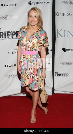 11. April 2007 - Hollywood, CA, USA - ALANA CURRY Ankunft bei der Filmpremiere für "The Tripper" auf dem Hollywood Forever Cemetery in Los Angeles statt. (Kredit-Bild: © Camilla Zenz/ZUMA Press) Stockfoto