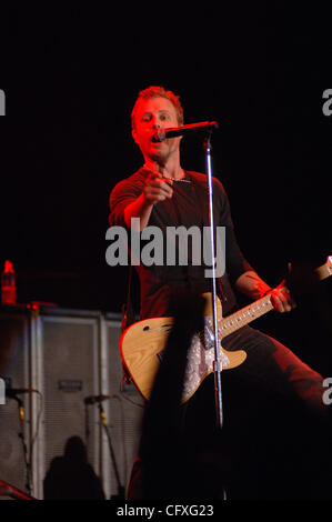 13. April 2007 kommt - Norfolk, VA, USA - DIERKS BENTLEY bis seine gesperrt und geladen-Tour am Ted konstante Center der Old Dominion University gefeiert. (Kredit-Bild: © Jeff Moore/ZUMA Press) Stockfoto