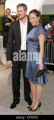 15. Mai 2007 statt - New York, NY, USA - Schauspielerin REBECCA GAYHEART und ERIC DANE im Ankunftsbereich für ABC Primetime Vorschau 2007-2008 im Voraus im Lincoln Center. (Kredit-Bild: © Nancy Kaszerman/ZUMA Press) Stockfoto
