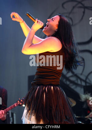19. Mai 2007 Columbus, OH; USA, gelegen in der Innenstadt von Columbus Sängerin AMY LEE von der Band, die Evanescence live zu einem ausverkauften Publikum von mehr als 40.000 im ersten jährlichen Rock auf dem Bereich Musikfestival durchführt, die die Crew Stadium stattfand. Copyright 2007 Jason Moore. Obligatorische Credit: Jason Moore Stockfoto