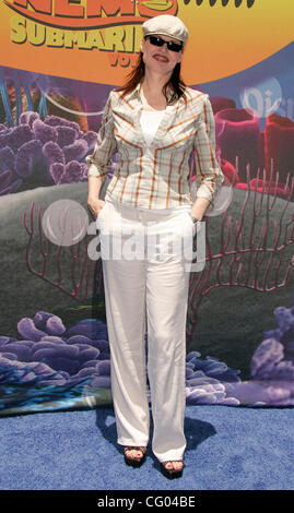 10. Juni 2007 - Anaheim, California, USA - Schauspielerin GEENA DAVIS bei der Suche nach Nemo Submarine Voyage Eröffnung im Disneyland Park.  (Kredit-Bild: © Lisa O'Connor/ZUMA Press) Stockfoto