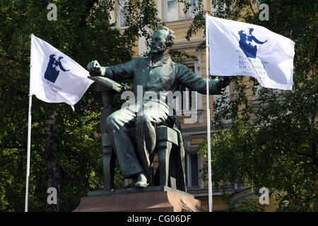 Der XIII internationale Tschaikowsky Wettbewerb ist eines der größten Ereignisse in der Musikwelt. Das Denkmal für Tschaikowsky in der Nähe des Moskauer Konservatoriums. Stockfoto