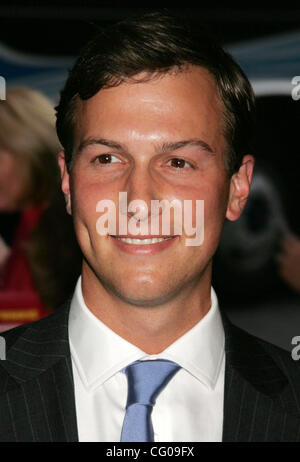 18. Juni 2007 - New York, NY, USA-Herausgeber der The New York Observer JARED KUSHNER im Ankunftsbereich für die New Yorker Premiere von "Sicko" im Ziegfeld Theater statt. (Kredit-Bild: © Nancy Kaszerman/ZUMA Press) Stockfoto