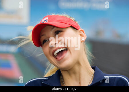 6. Juli 2007 - Newport Beach, CA, USA - Tennis-star und ehemalige Welt No1 ANNA KOURNIKOVA für die Sacramento Hauptstädte auf der Newport Beach Breakers Worls Team Tennis 2007 spielt. (Kredit-Bild: © Ruaridh Stewart/ZUMA Press) Stockfoto