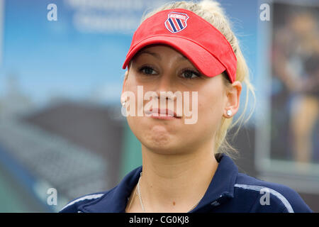 6. Juli 2007 - Newport Beach, CA, USA - Tennis-star und ehemalige Welt No1 ANNA KOURNIKOVA für die Sacramento Hauptstädte auf der Newport Beach Breakers Worls Team Tennis 2007 spielt. (Kredit-Bild: © Ruaridh Stewart/ZUMA Press) Stockfoto