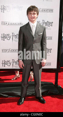 8. Juli 2007; Hollywood, Kalifornien, USA;  Schauspieler DANIEL RADCLIFFE bei der US-Premiere von Harry Potter und der Orden des Phönix abgehaltenen Graumans Chinese Theater, Hollywood. Obligatorische Credit: Foto von Paul Fenton/ZUMA Press. (©) Copyright 2007 von Paul Fenton Stockfoto