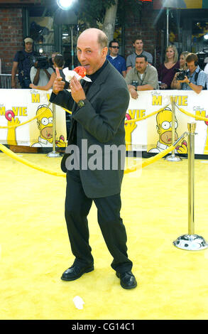 24. Juli 2007; Hollywood, Kalifornien, USA; Schauspieler DAN CASTELLANETA (Stimme von Homer Simpson) bei 'The Simpsons Movie' Weltpremiere statt im Mann Village Theater, Westwood.                                 Obligatorische Credit: Foto von Paul Fenton/ZUMA Press. (©) Copyright 2007 von Paul Fenton Stockfoto