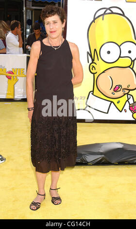 24. Juli 2007; Hollywood, Kalifornien, USA;  Schauspielerin JULIE KAVNER bei 'The Simpsons Movie' Weltpremiere statt im Mann Village Theater, Westwood.                                 Obligatorische Credit: Foto von Paul Fenton/ZUMA Press. (©) Copyright 2007 von Paul Fenton Stockfoto