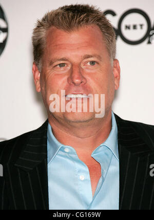 26. Juli 2007 - Beverly Hills, Kalifornien, USA - JOE SIMPSON auf der ABC All-Star Party 2007 im Hilton Hotel statt. (Kredit-Bild: © Lisa O'Connor/ZUMA Press) Stockfoto