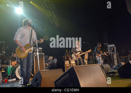 11. August 2007 Raleigh, NC; USA, Musiker live DRIVE BY TRUCKERS spielen da 2007 Tour macht einen Zwischenstopp in Walnut Creek Amphitheater befindet sich in Raleigh.  Copyright 2007 Jason Moore. Obligatorische Credit: Jason Moore Stockfoto