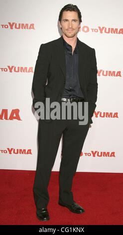 21. August 2007; Los Angeles, Kalifornien, USA; Schauspieler CHRISTIAN BALE am "310, Yuma" Los Angeles Premiere statt am Nationaltheater Mann, Westwood.  Obligatorische Credit: Foto von Paul Fenton/ZUMA Press. (©) Copyright 2007 von Paul Fenton Stockfoto