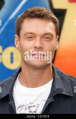 26. August 2007 - Hollywood, CA, USA - RYAN SEACREST bei den Teen Choice Awards 2007 im Gibson Amphitheater statt. (Kredit-Bild: © Lisa O'Connor/ZUMA Press) Stockfoto