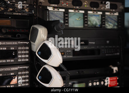 CHP Mobile Gefechtsstand Neufahrzeuge sind mit dem neuesten Stand der Kommunikations-Ausrüstung ausgestattet, um die schlimmsten Notfälle behandeln.  Fotografiert an der KWK-Akademie 29. Januar 2007.  Die Fahrzeuge sind Teil einer Flotte von Hightech-Fahrzeugen, die mit einem Homeland Security gekauft wurden Stockfoto