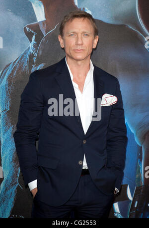 24. Juli 2011 kommt - San Diego, Kalifornien, USA - DANIEL CRAIG in "Cowboys und Aliens" Weltpremiere roten Teppich während der Comic-Con International 2011. (Kredit-Bild: © Mark Samala/ZUMAPRESS.com) Stockfoto