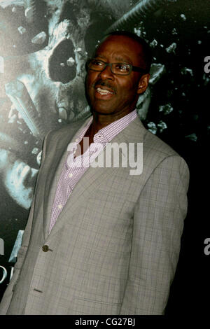 10. August 2011 - Hollywood, Kalifornien, US - I15439CHW.'' Final Destination 5'' Los Angeles Sondervorstellung. Graumans Chinese Theater, Hollywood, CA .08/10/2011. COURTNEY B. VANCE. 2011 (Kredit-Bild: © Clinton Wallace/Globe Photos/ZUMAPRESS.com) Stockfoto