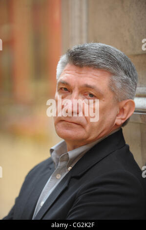 September 27,2011. St.Petersburg,Russia. Im Bild: russische Regisseur Alexander Sokurov besucht 21. International Film Festival in Sankt Petersburg. FAUST, der letzte Film unter der Regie von Alexander Sokurov, gewann den goldenen Löwen der Filmfestspiele von Venedig 2011 Stockfoto