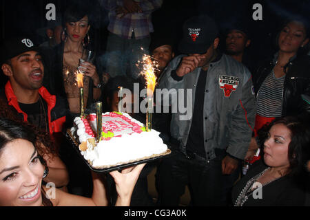 Sängerin Pleasure P (ehemals aus der Gruppe Pretty Ricky) feiert seinen Geburtstag im Club Playhouse in Hollywood mit Freundin Bria Murphy (Eddie Murphy Tochter) - Los Angeles, Kalifornien - 26.12.10 Stockfoto