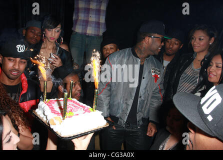 Sängerin Pleasure P (ehemals aus der Gruppe Pretty Ricky) feiert seinen Geburtstag im Club Playhouse in Hollywood mit Freundin Bria Murphy (Eddie Murphy Tochter) - Los Angeles, Kalifornien - 26.12.10 Stockfoto