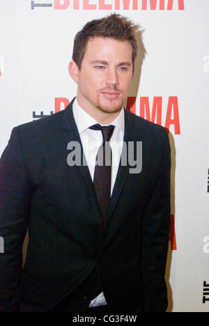 Channing Tatum Welt-premiere von "The Dilemma", gehalten am AMC River East Theater - Ankünfte Chicago, USA - 06.01.11 Stockfoto