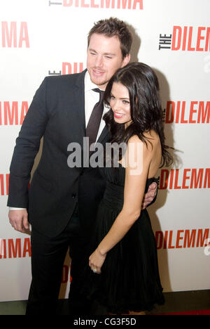 Channing Tatum; Jenna Dewan Welt-premiere von "The Dilemma", gehalten am AMC River East Theater - Ankünfte Chicago, USA - 06.01.11 Stockfoto