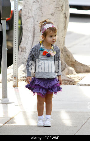 Honor Marie Warren unterwegs in Beverly Hills mit ihrer Familie Beverly Hills, Kalifornien - 15.01.11 Stockfoto