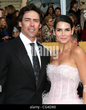 Jason Sehorn und Angie Harmon 17. Annual Screen Actors Guild Awards (SAG Awards 2011) statt im Shrine Auditorium & Expo Center - Ankünfte Los Angeles, Kalifornien - 30.01.11 Stockfoto