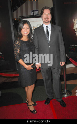 Matt Reeves; Melinda Reeves besuchen die Filmpremiere "Let Me In" LA an der Bruin Theater-Westwood Dorf Los Angeles, Kalifornien. -27.09.10 Stockfoto