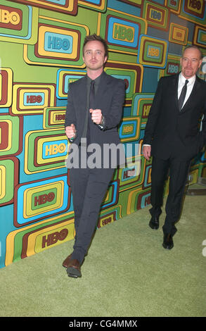 Bryan Cranston und Aaron Paul HBO der Post 2011 Golden Globe Awards Party statt auf Circa 55 bei The Beverly Hilton Hotel-Ankunft Beverly Hills, Kalifornien - 16.01.11 Stockfoto