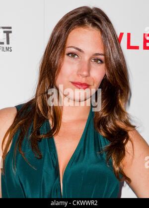 22. August 2012. Sophie Simmons im Ankunftsbereich für GESETZLOSE Premiere, der ArcLight Kinos Hollywood, Los Angeles, CA 22. August 2012. Foto von: Emiley Schweich/Everett Collection Stockfoto