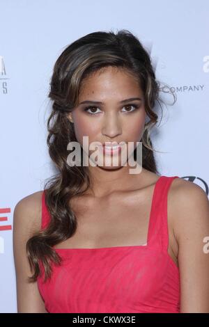 22. August 2012 - Los Angeles, Kalifornien, USA - Schauspielerin KELSEY CHOW an der "Gesetzlosen" Los Angeles Premiere im ArchLight Kino, Hollywood. (Kredit-Bild: © Jeff Frank/ZUMAPRESS.com) Stockfoto