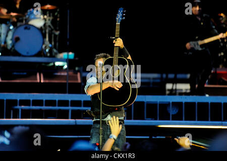 24. August 2012 führt - Toronto, Kanada - Bruce Springsteen mit der E Street Band Roger Centre for Wrecking Ball Tour.  (DCP/N8N) Stockfoto