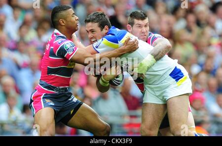 25.08.2012 London, England. Trent Waterhouse in Aktion während der Carnegie Challenge Cup-Finale zwischen Leeds Rhinos und Warrington Wölfe vom Wembley Stadion entfernt. Warrington gewann das Finale mit einem Score von 35-18 in Leeds. Stockfoto