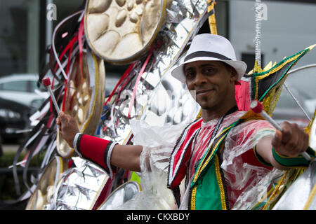 Leeds, UK. 27. August 2012. Karibik große Festparade in Leeds, 27 Montag 2012 Stockfoto