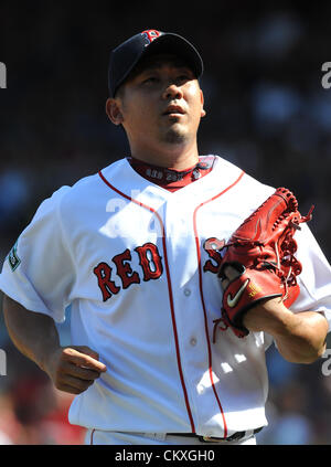 Boston, Massachusetts, Vereinigte Staaten von Amerika. 27. August 2012. Daisuke Matsuzaka (Red Sox) MLB: Daisuke Matsuzaka der Boston Red Sox während der Baseball-Spiel gegen die Kansas City Royals im Fenway Park in Boston, Massachusetts, USA. (Foto: AFLO) Stockfoto