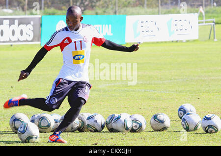 Cape Town, Südafrika. 28. August 2012.  Khama Billiat während der Trainingseinheit Ajax Cape Town und Pressekonferenz in Ikamva am 28. August 2012 in Kapstadt, Südafrika-Foto von Grant Pitcher / Gallo Images / Alamy Live News Stockfoto